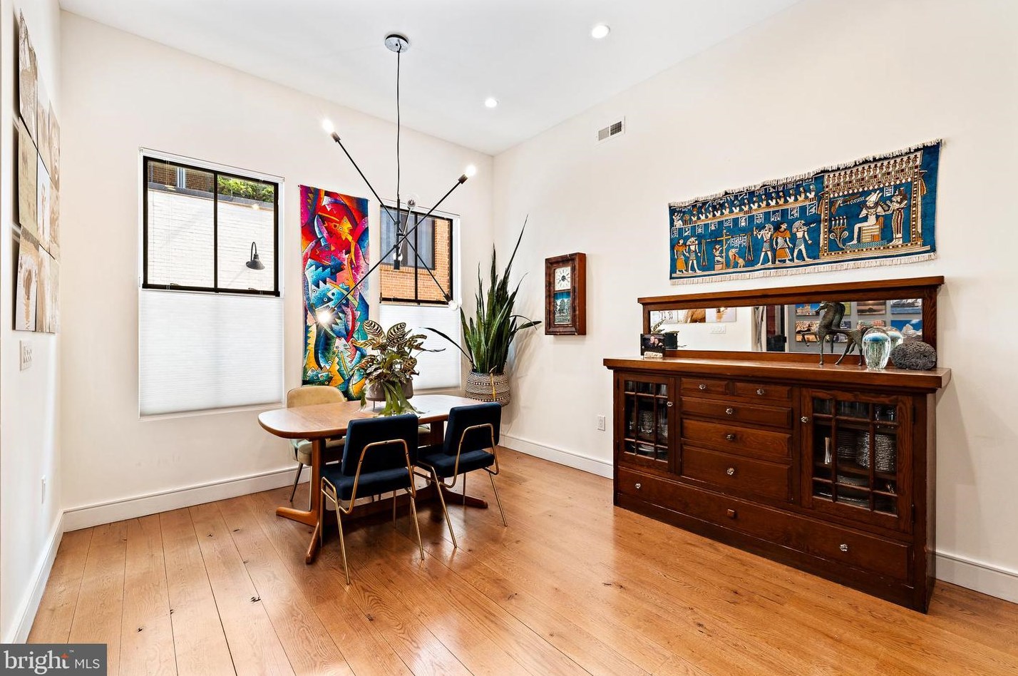 1714 Melon St, Philadelphia PA 19130-3303 exterior