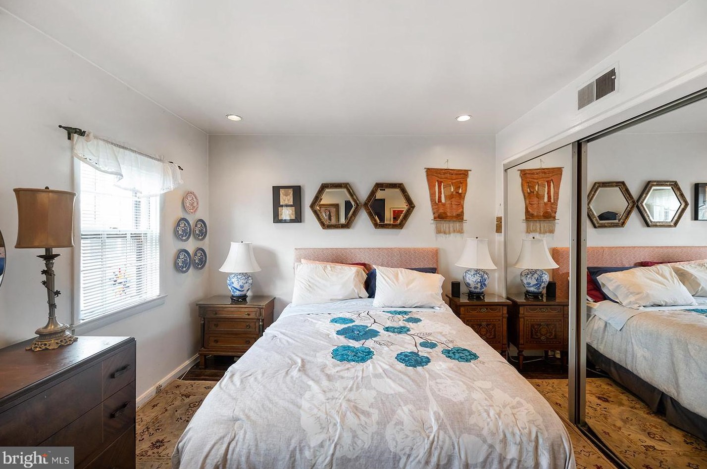 1123 Rodman St, Philadelphia PA 19146-1359 exterior