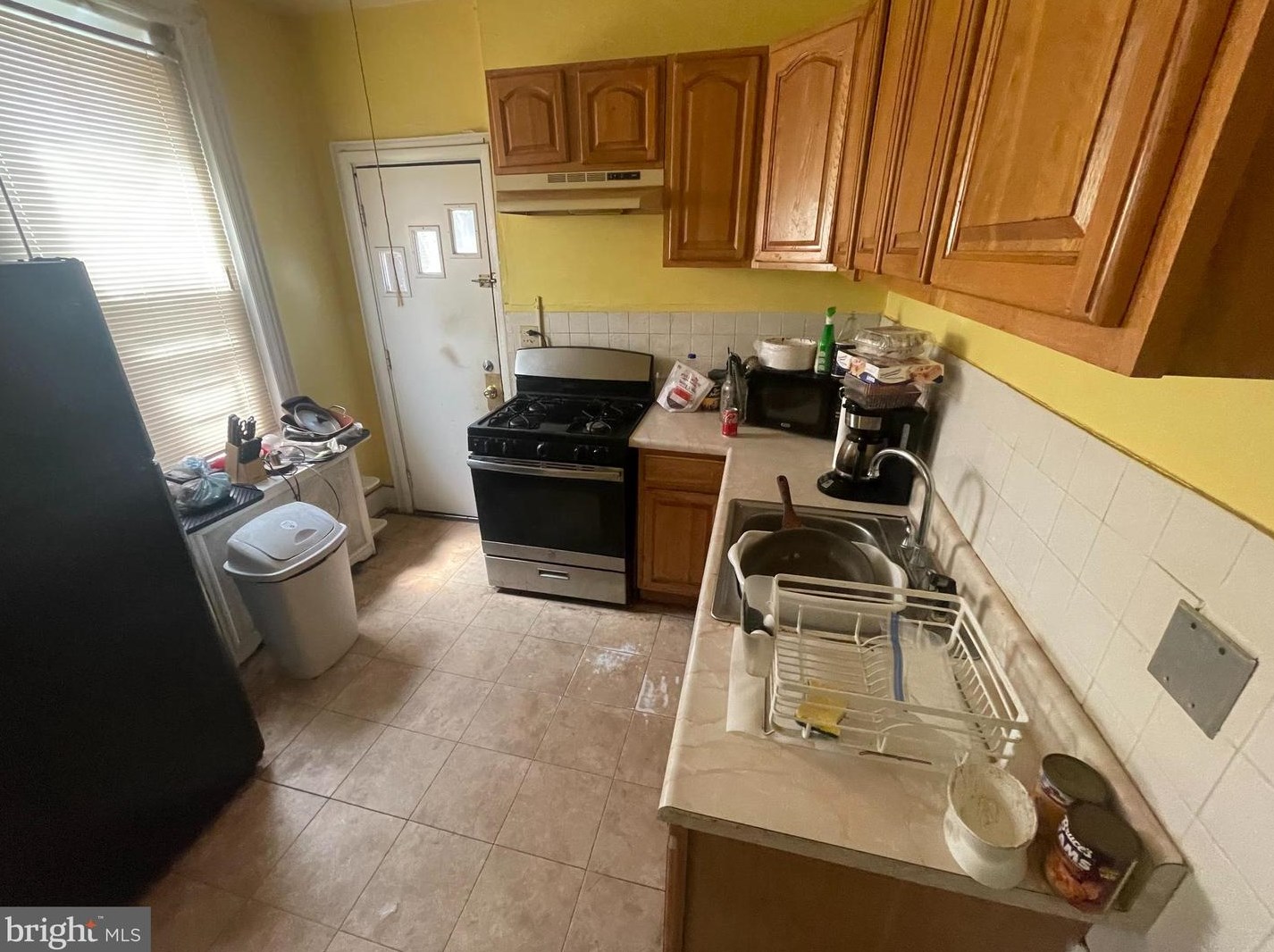 443 Walnut Ln, Philadelphia PA  19144-1054 exterior