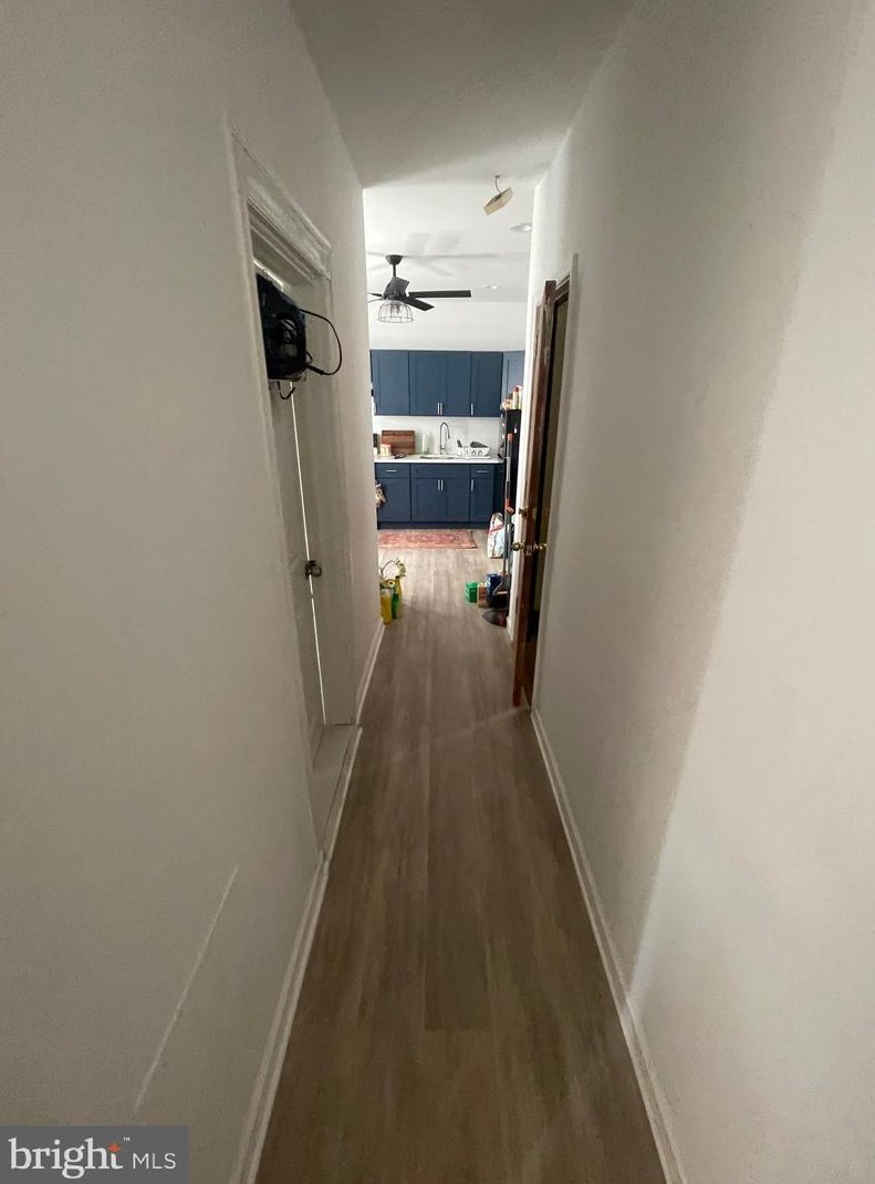 443 Walnut Ln, Philadelphia PA  19144-1054 exterior