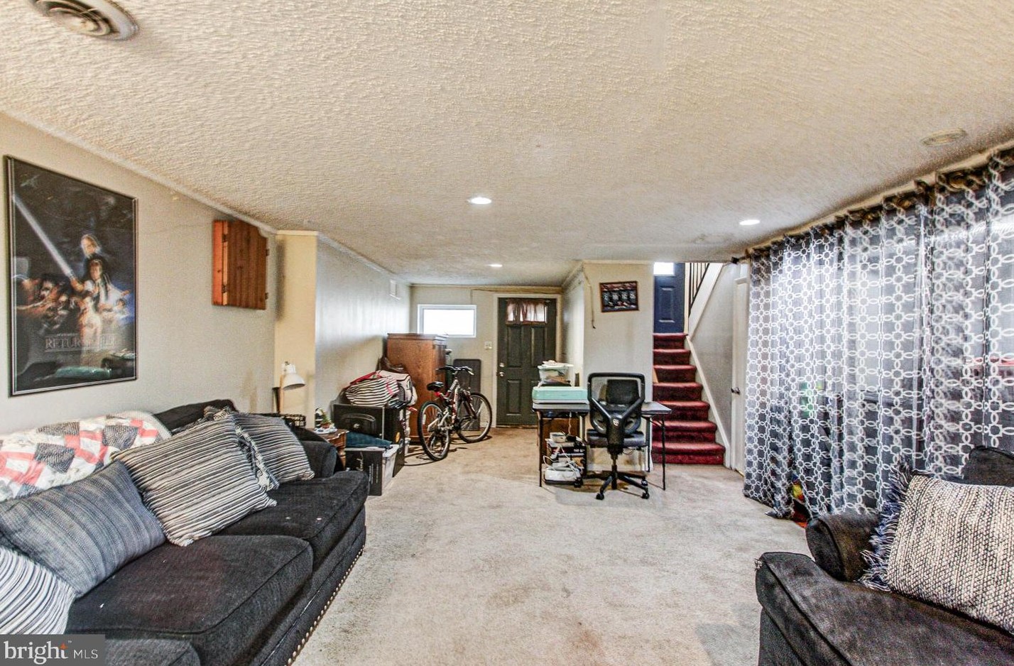 4276 Lawnside Rd, Philadelphia PA 19154-2804 exterior