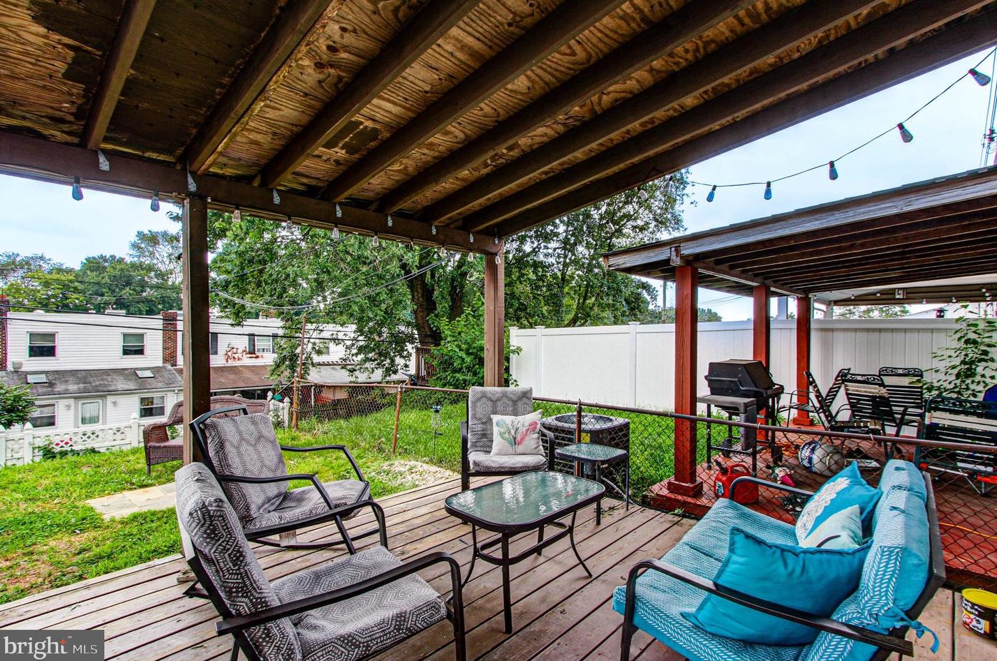 4276 Lawnside Rd, Philadelphia PA 19154-2804 exterior