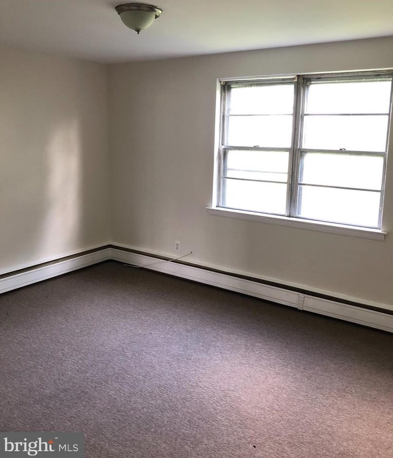 208 Furley St, Philadelphia PA 19120-2335 exterior