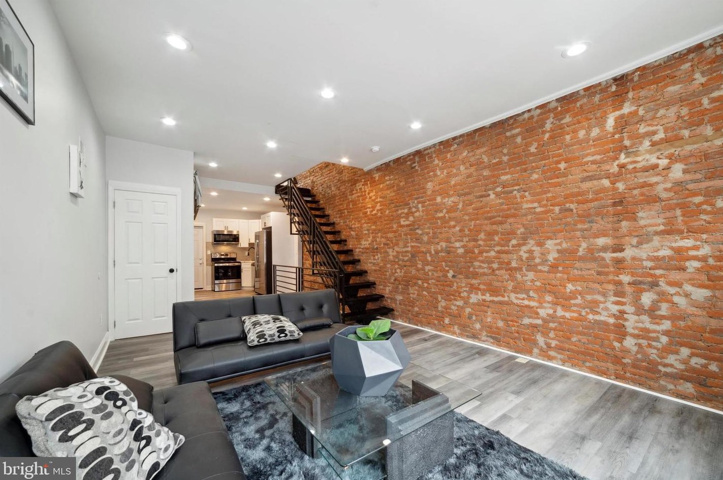 1215 Ringgold St, Philadelphia PA  19121-4827 exterior