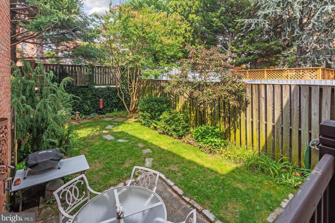 2819 Pennsylvania Ave, Philadelphia PA 19130-1711 exterior