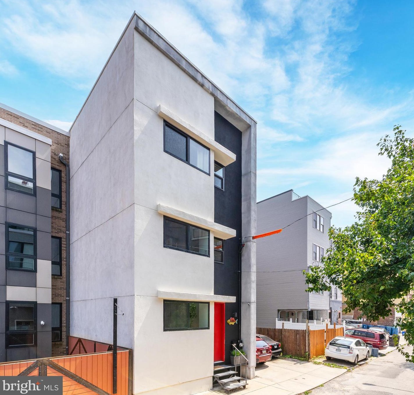 2227 Blair St, Philadelphia PA 19125-2001 exterior