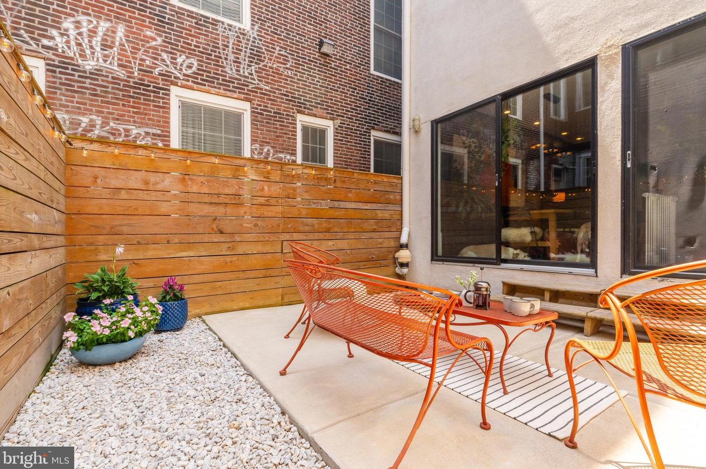 2227 Blair St, Philadelphia PA 19125-2001 exterior