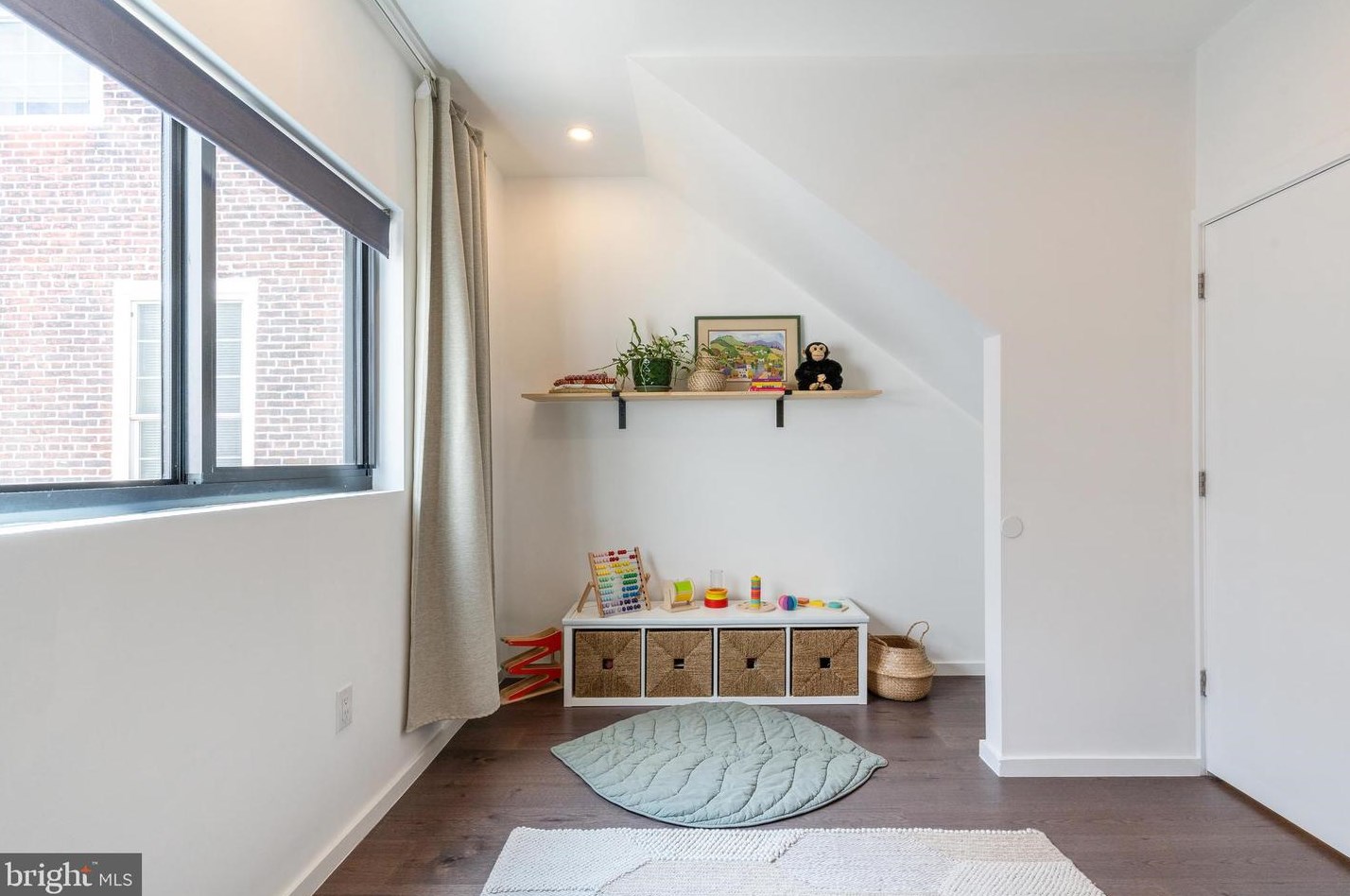 2227 Blair St, Philadelphia PA 19125-2001 exterior