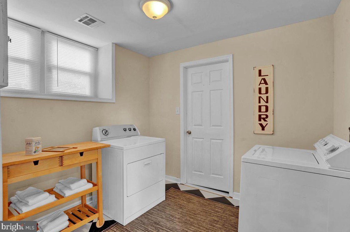 5545 Morton St, Philadelphia PA 19144-1330 exterior