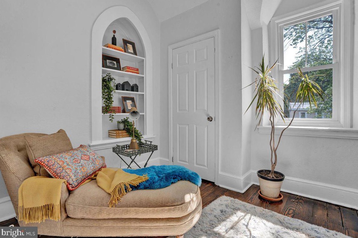 5545 Morton St, Philadelphia PA 19144-1330 exterior