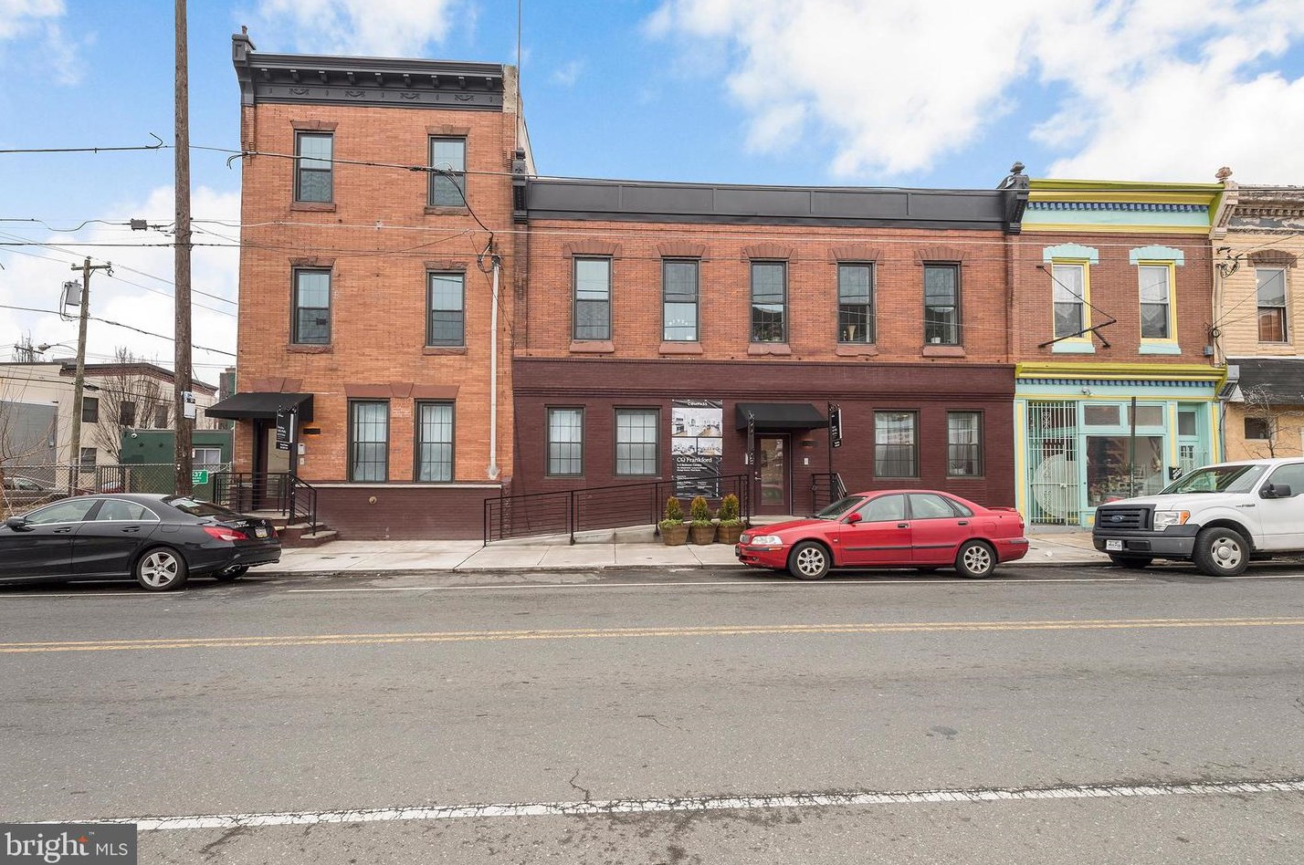 2529 Frankford Ave, Philadelphia PA  19125-1709 exterior