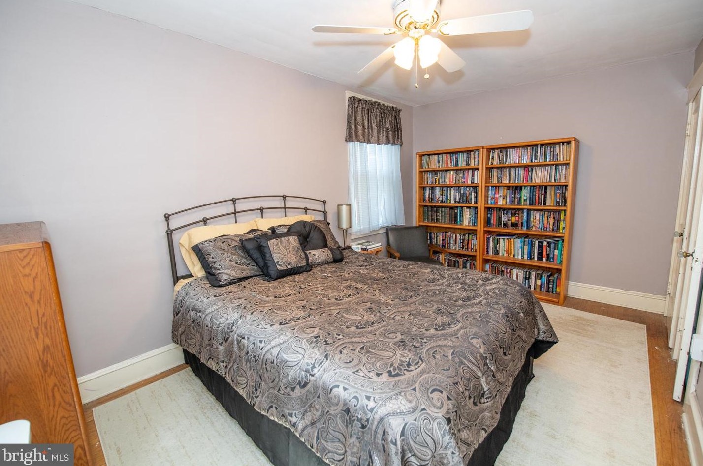 568 Sanger St, Philadelphia PA 19124-1106 exterior