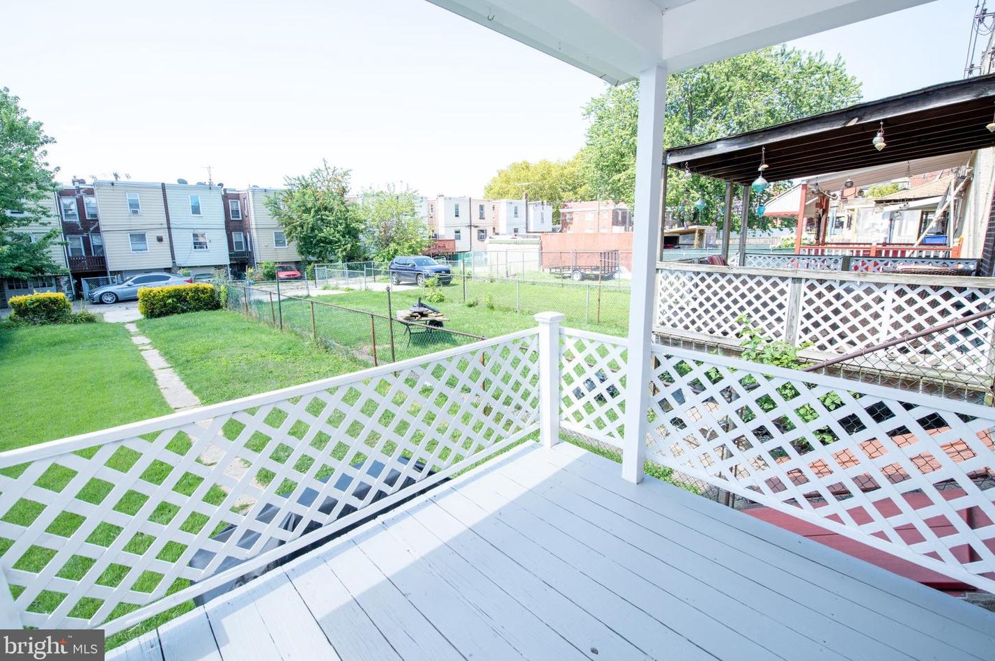 568 Sanger St, Philadelphia PA 19124-1106 exterior