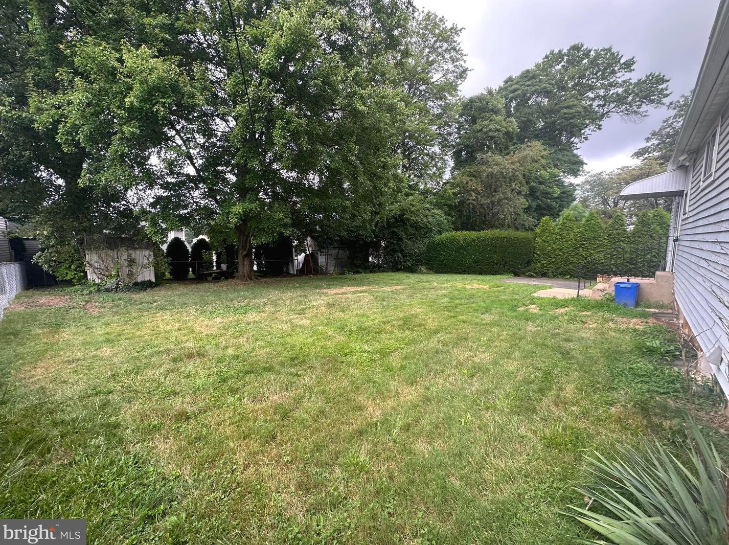 3210 Primrose Rd, Philadelphia PA  19114-2503 exterior