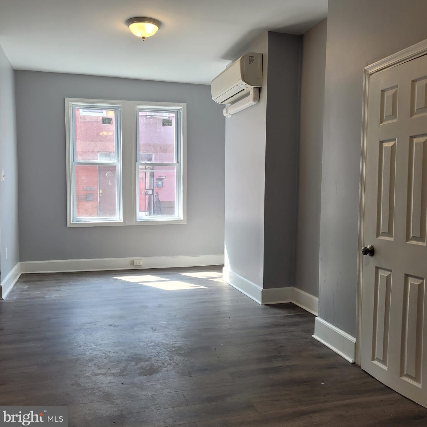 2455 Opal St, Philadelphia PA  19132-3730 exterior