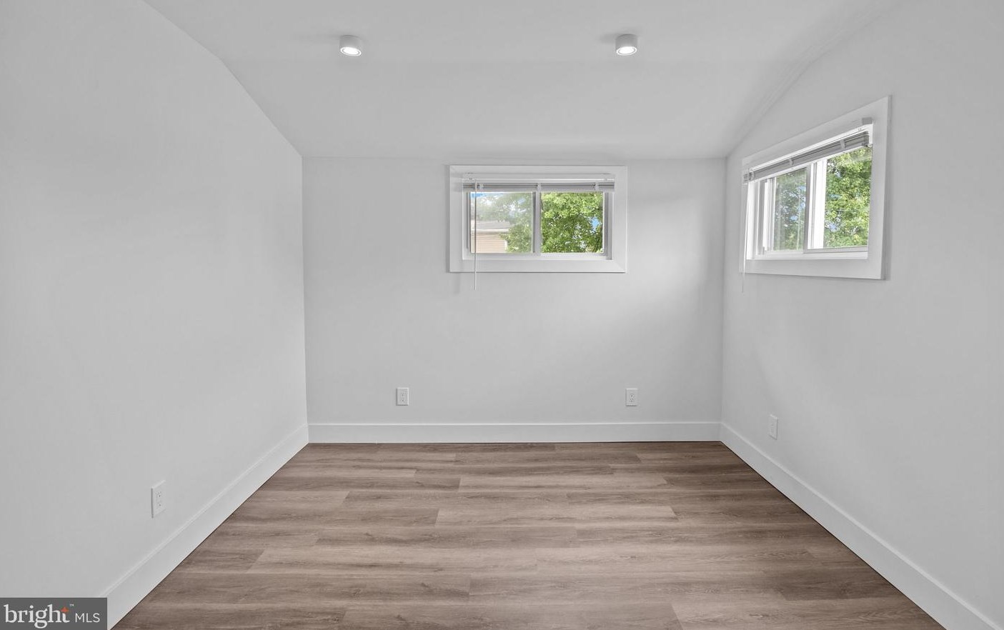 2841 Comly Rd, Philadelphia PA  19154-2113 exterior