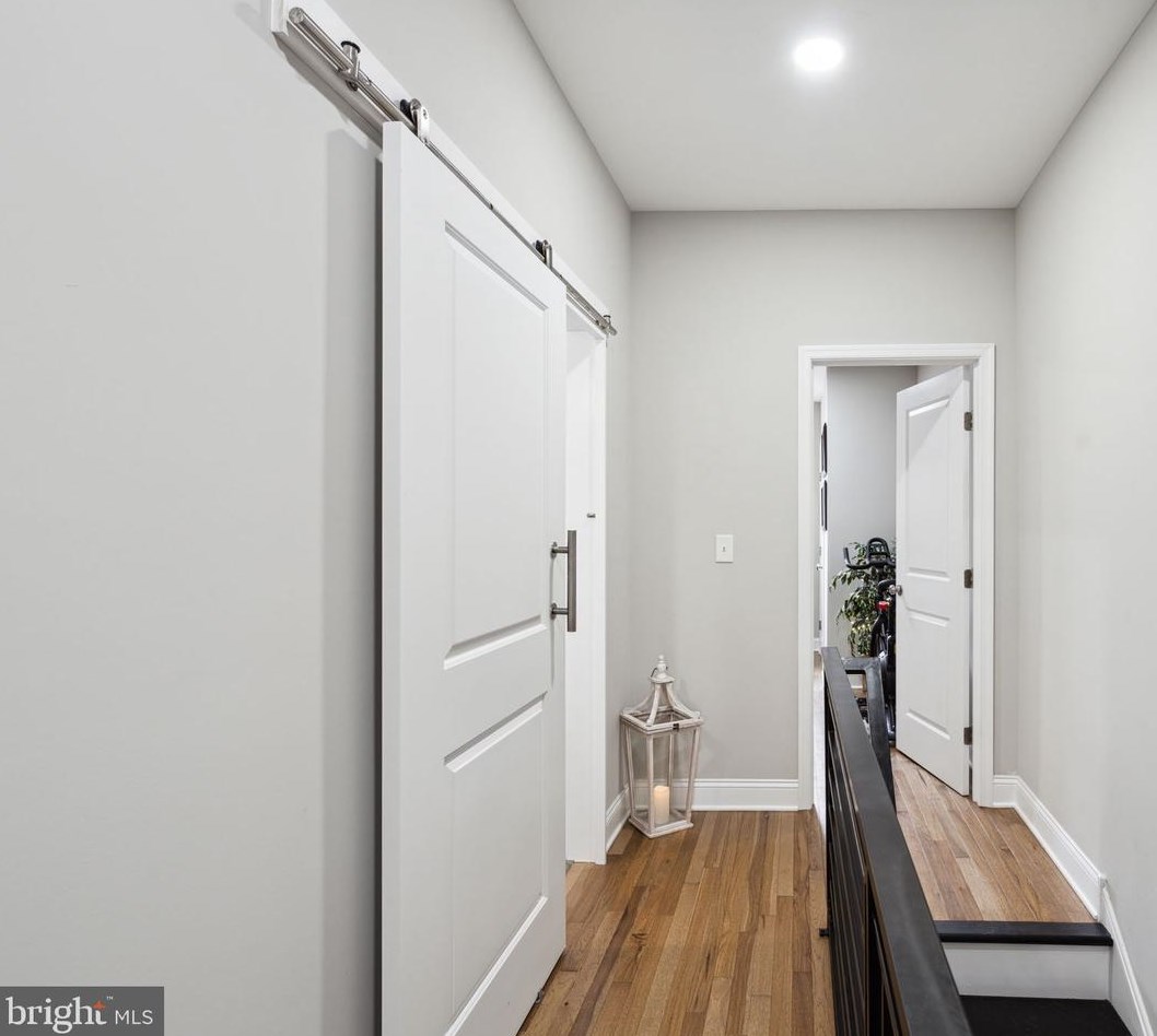 2410 Warnock St, Philadelphia PA  19148-3636 exterior