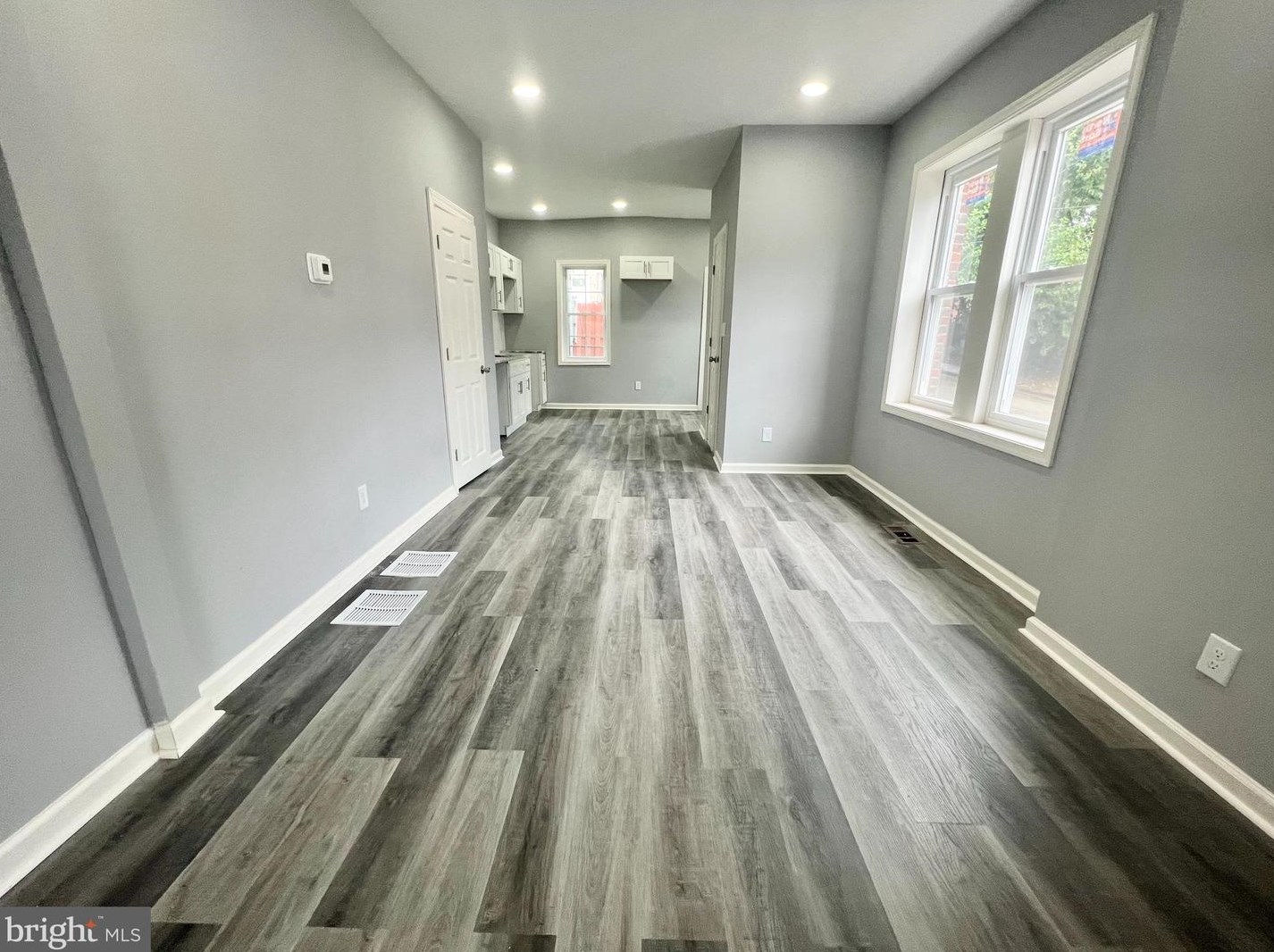 91 Hortter St, Philadelphia PA  19119-2205 exterior