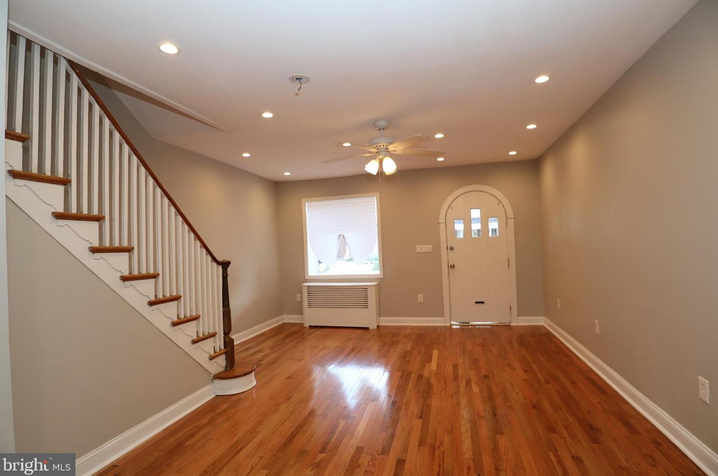 6465 Musgrave St, Philadelphia PA  19119-2332 exterior