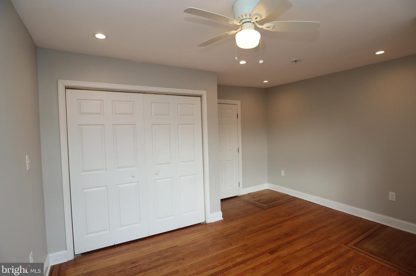 6465 Musgrave St, Philadelphia PA  19119-2332 exterior