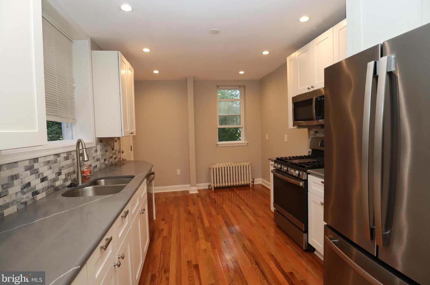 6465 Musgrave St, Philadelphia PA  19119-2332 exterior