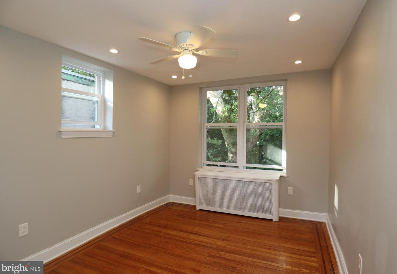 6465 Musgrave St, Philadelphia PA  19119-2332 exterior