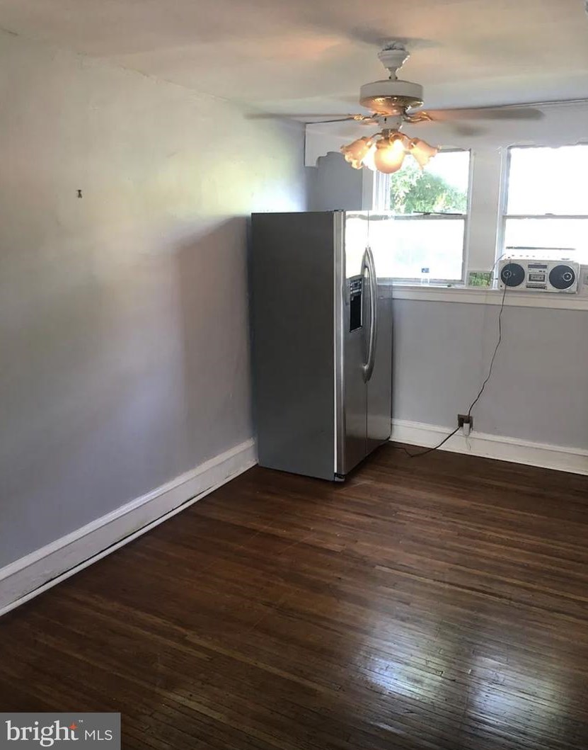 6518 Glenmore Ave, Philadelphia PA  19142-2205 exterior