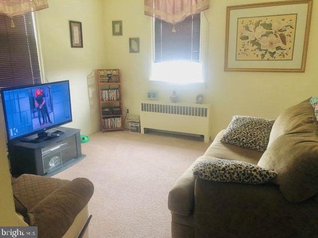 2715 Unruh Ave, Philadelphia PA  19149-2418 exterior