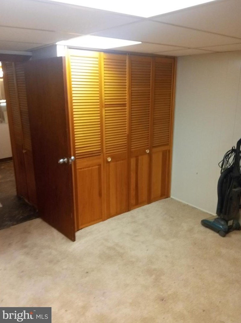 2715 Unruh Ave, Philadelphia PA  19149-2418 exterior