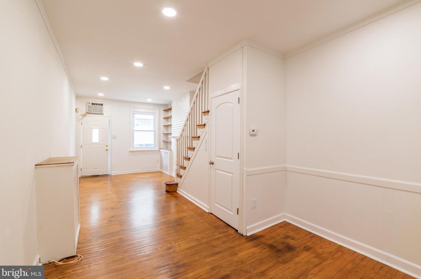 1638 Hewson St, Philadelphia PA  19125-2424 exterior