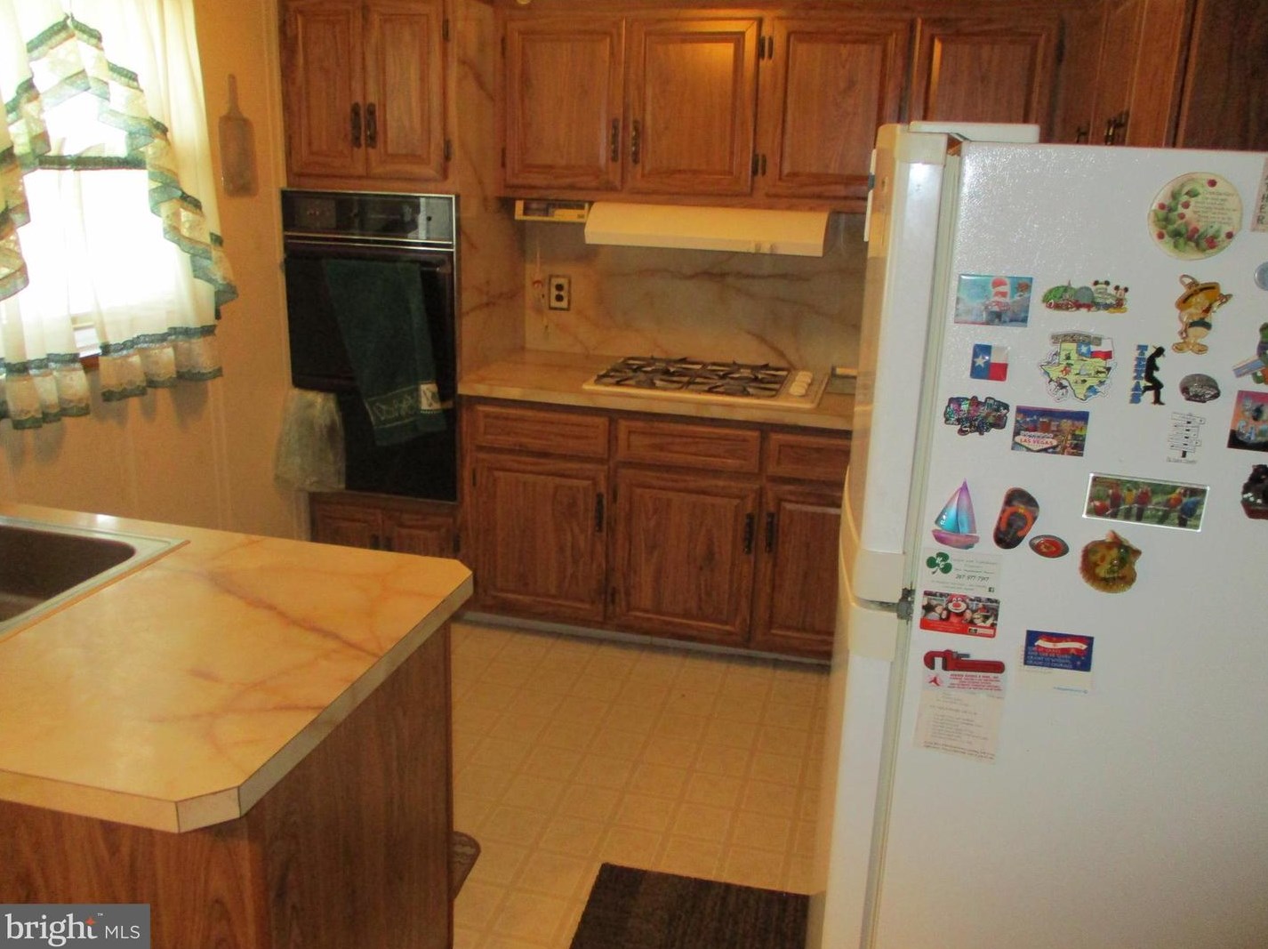 8730 Hargrave St, Philadelphia PA 19152-2134 exterior