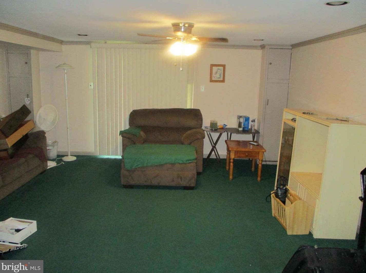 8730 Hargrave St, Philadelphia PA 19152-2134 exterior