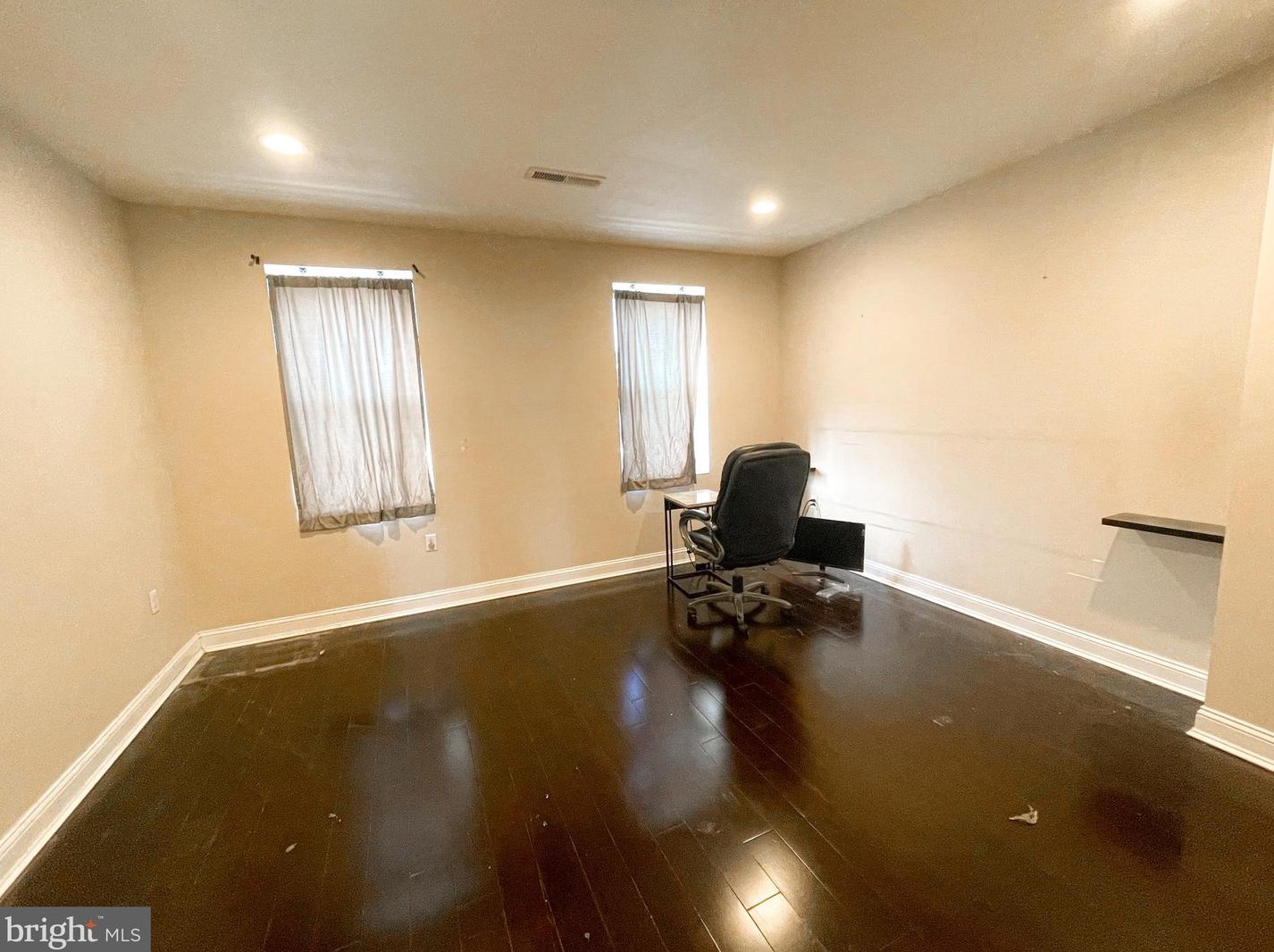 1421 Wharton St, Philadelphia PA  19146-3138 exterior