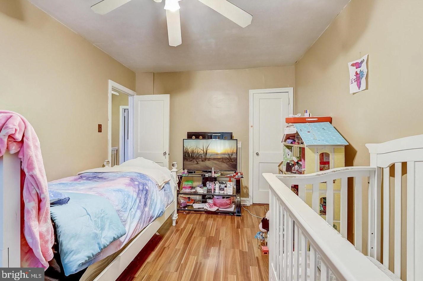 96 Sparks St, Philadelphia PA 19120-1420 exterior