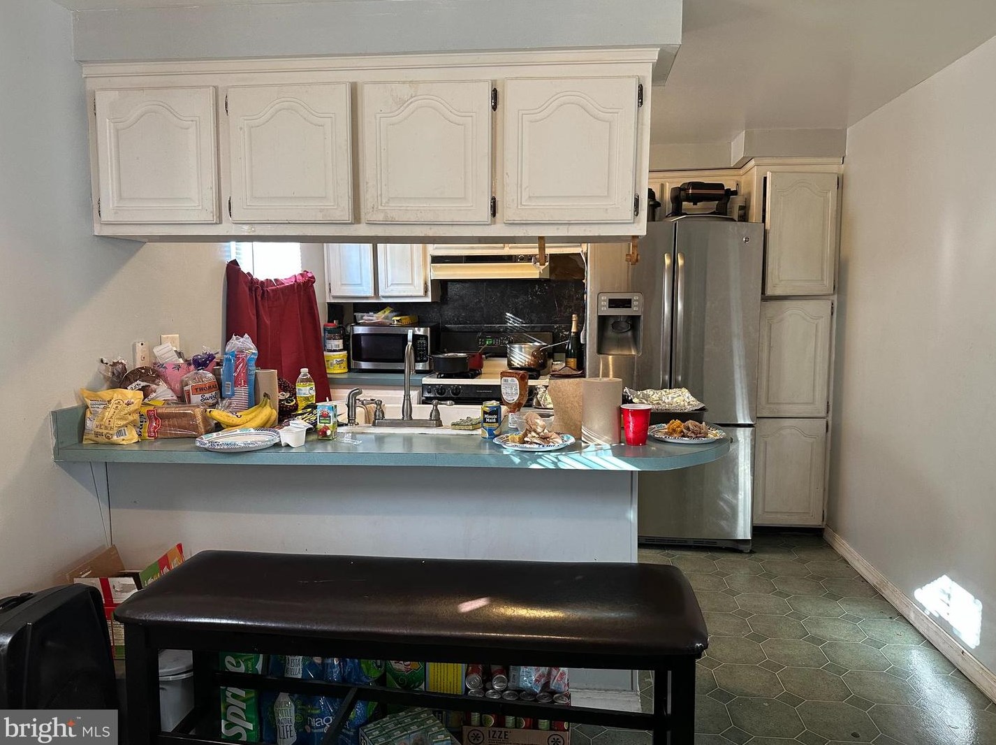 8805 Hargrave St, Philadelphia PA exterior