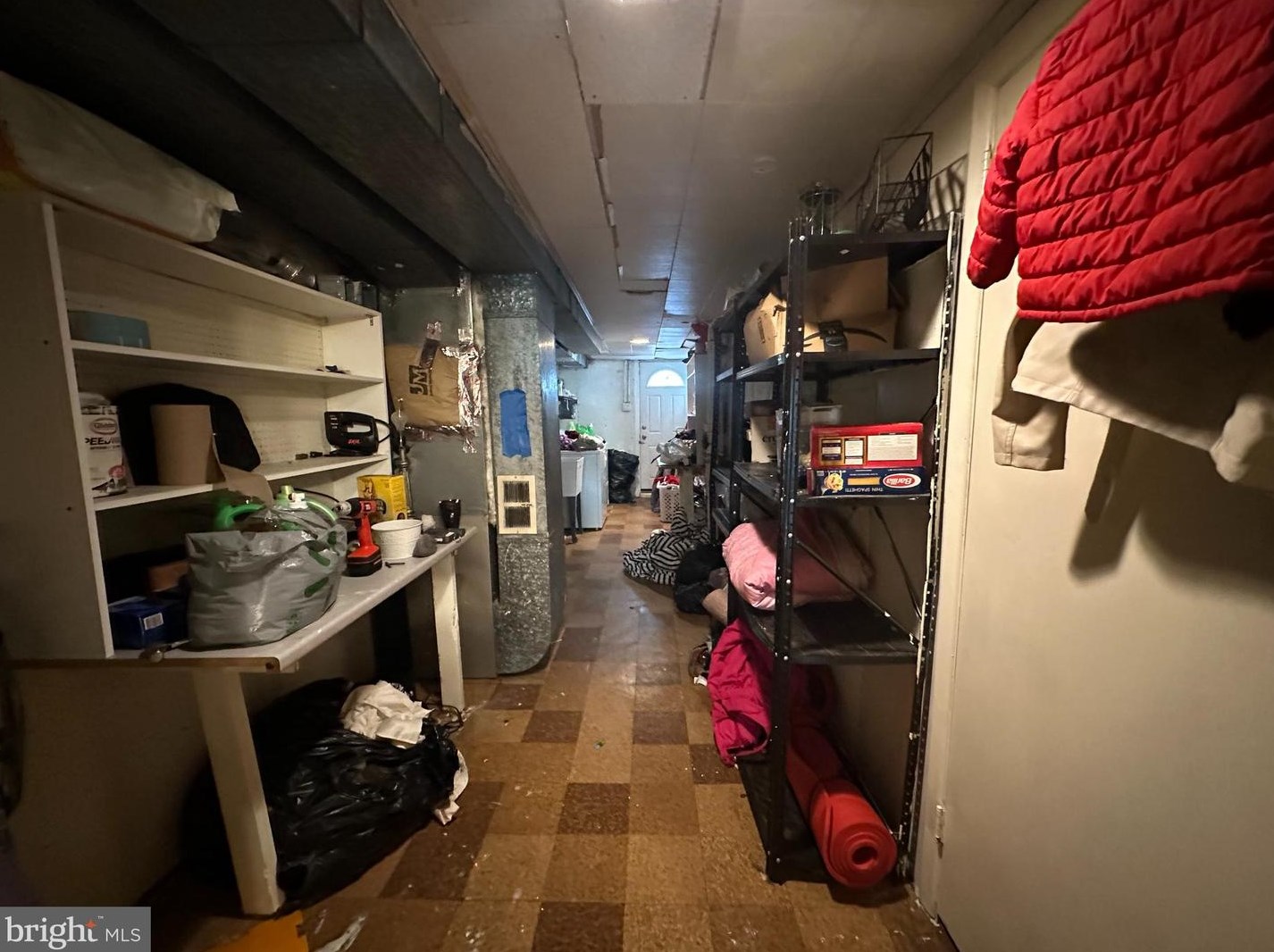 8805 Hargrave St, Philadelphia PA exterior