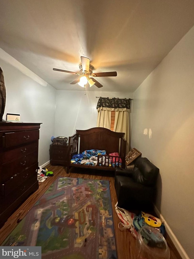 8805 Hargrave St, Philadelphia PA exterior