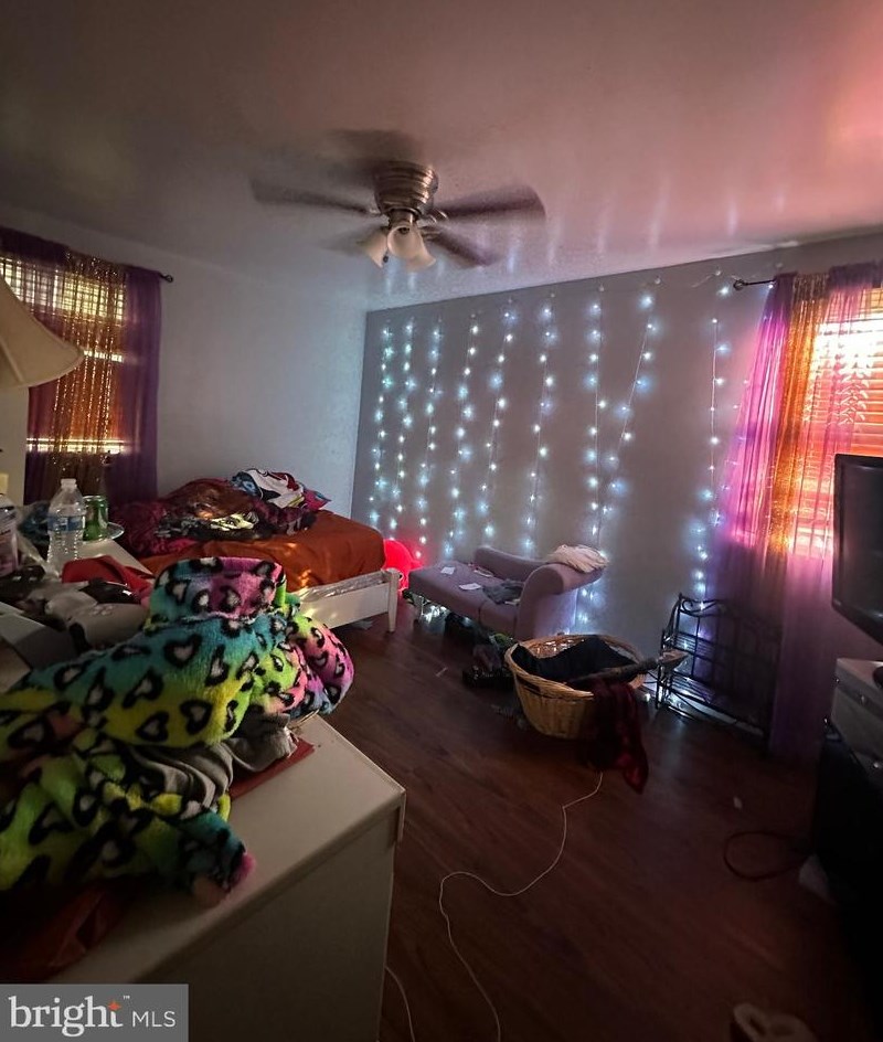 8805 Hargrave St, Philadelphia PA exterior