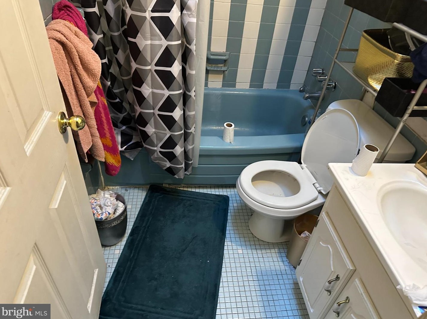 8805 Hargrave St, Philadelphia PA exterior