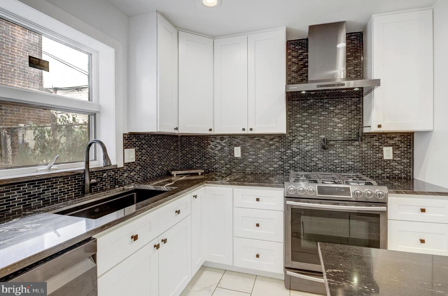 1616 Ritner St, Philadelphia PA  19145-4331 exterior