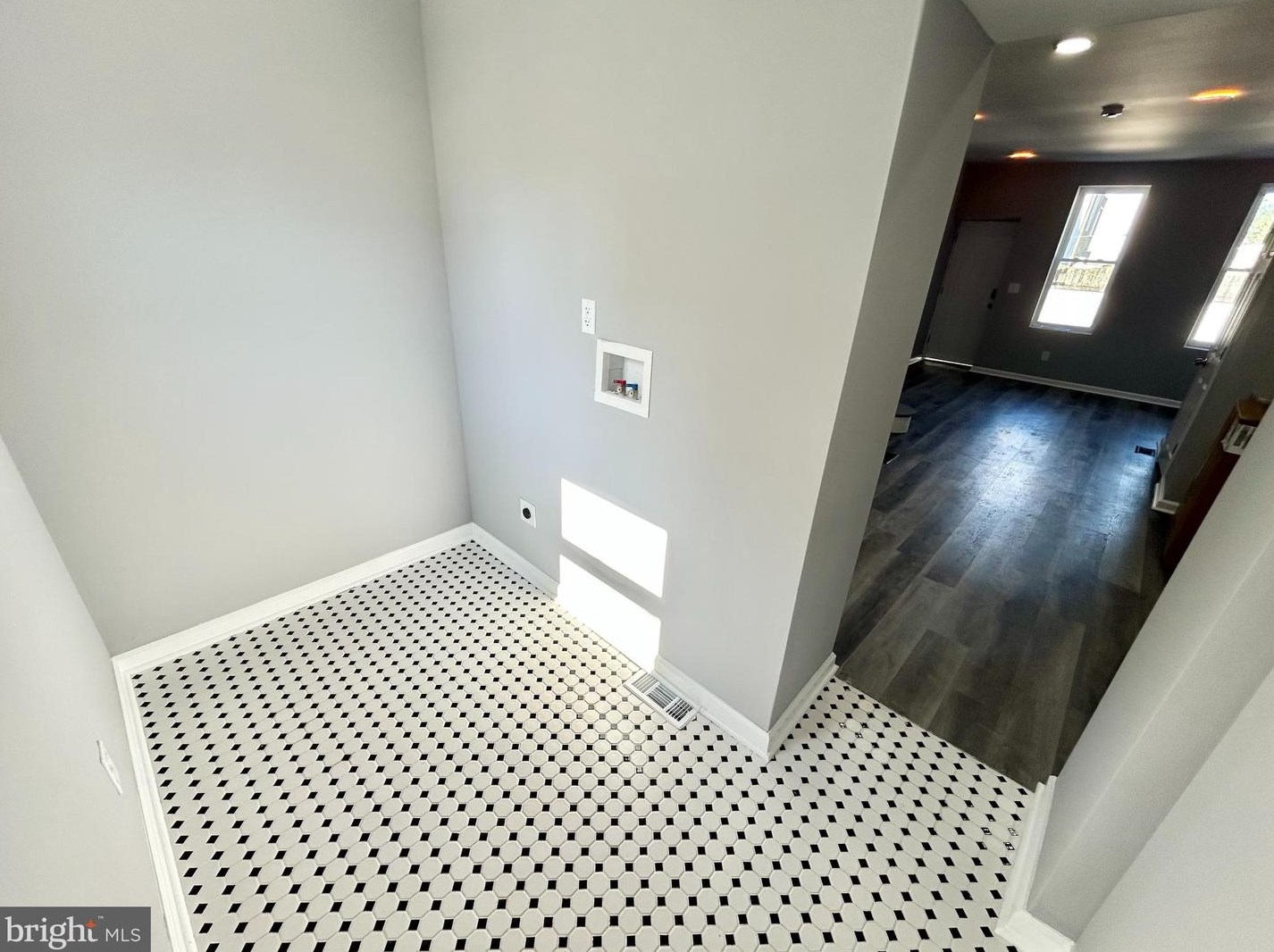 2436 Madison St, Philadelphia PA  19134-4523 exterior