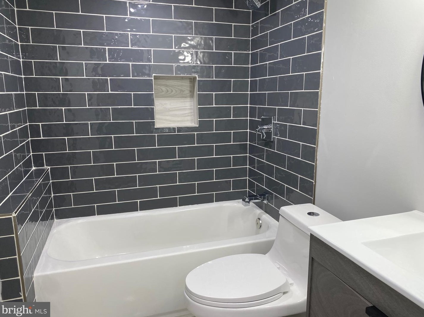 816 Stafford St, Philadelphia PA  19138-1724 exterior