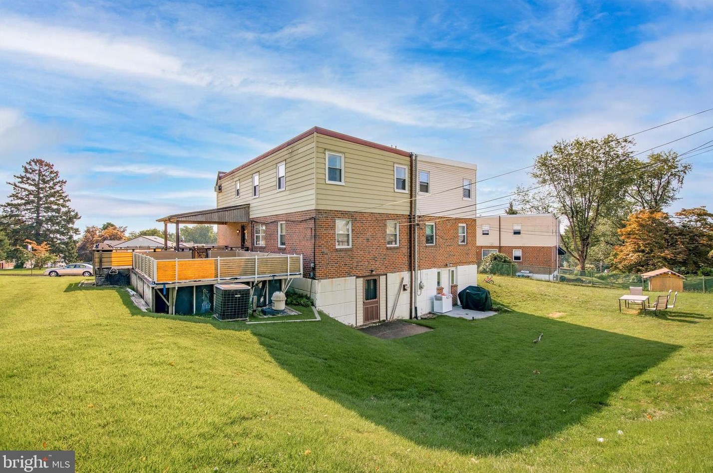 14040 Faraday St, Philadelphia PA  19116-1008 exterior