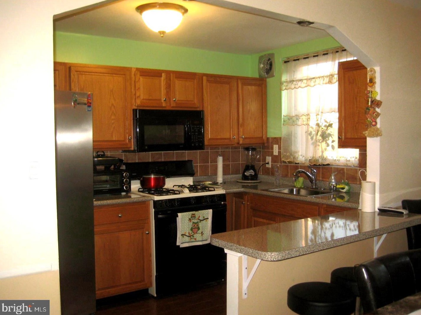 1334 Elbridge St, Philadelphia PA  19111-5511 exterior