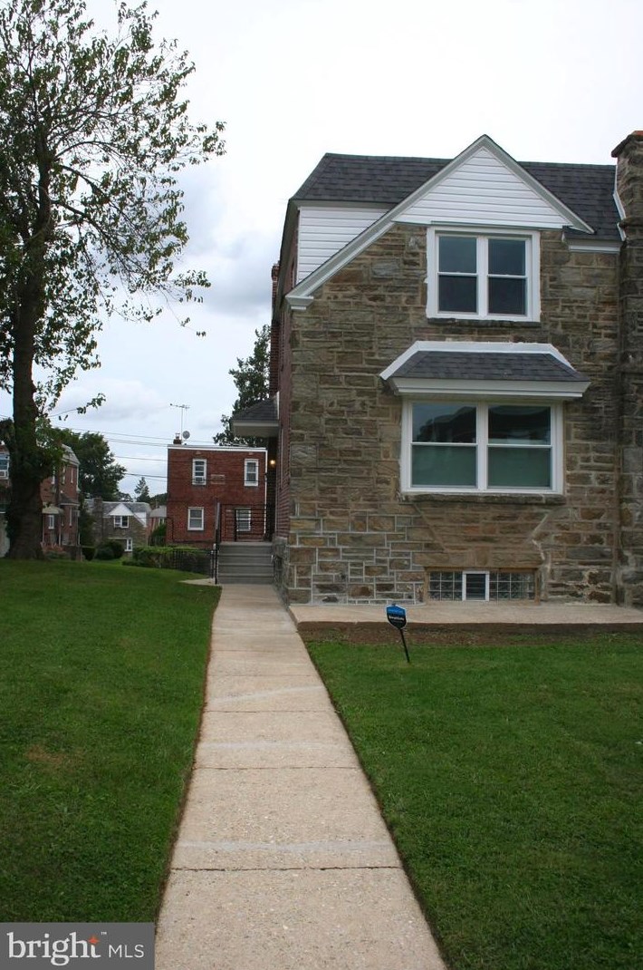 6472 Anderson St, Philadelphia PA  19119-3940 exterior