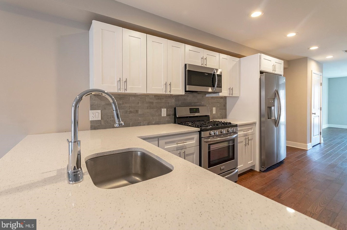 1223 25th St, Philadelphia PA 19121-4822 exterior