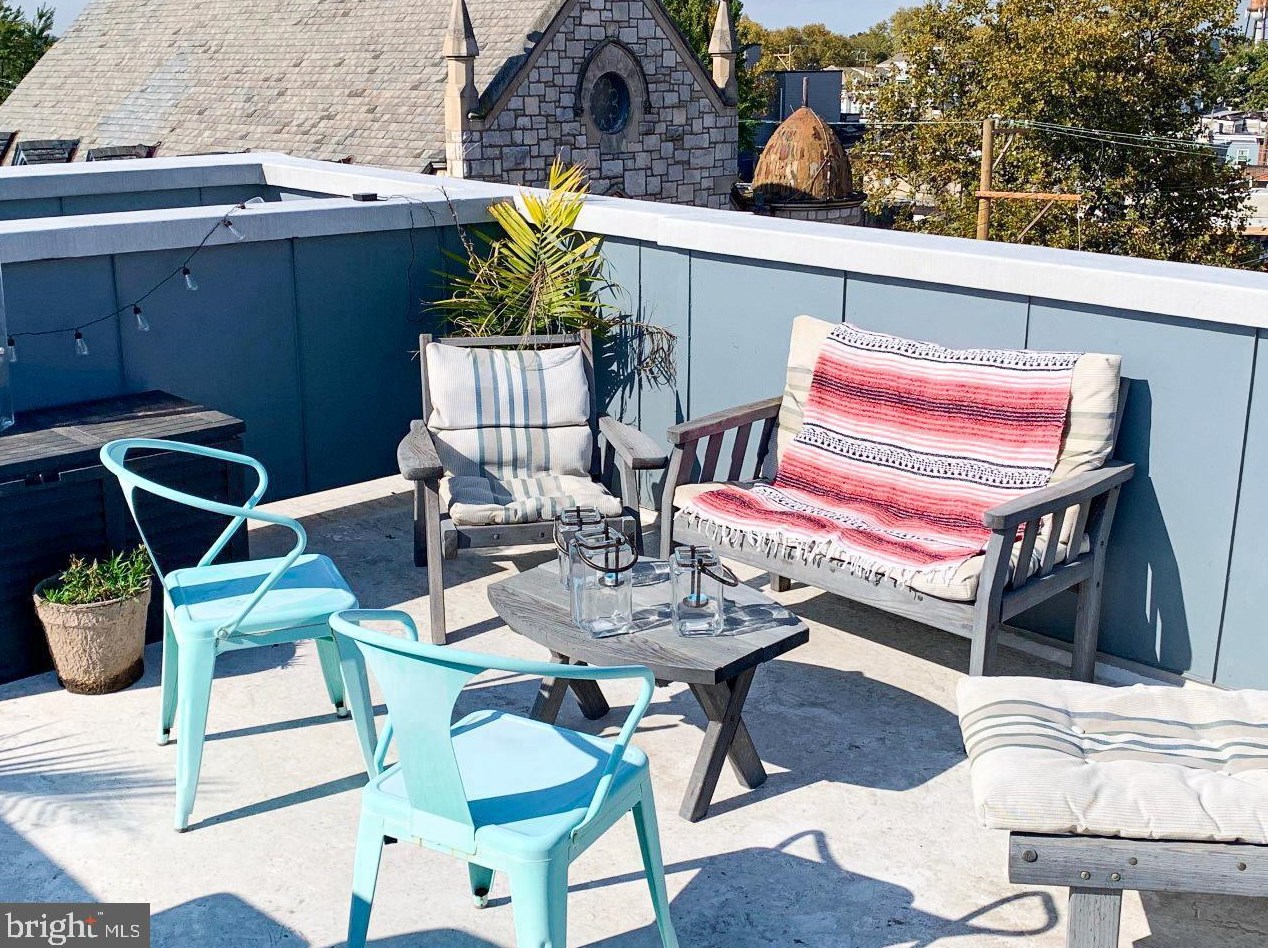 1223 25th St, Philadelphia PA 19121-4822 exterior