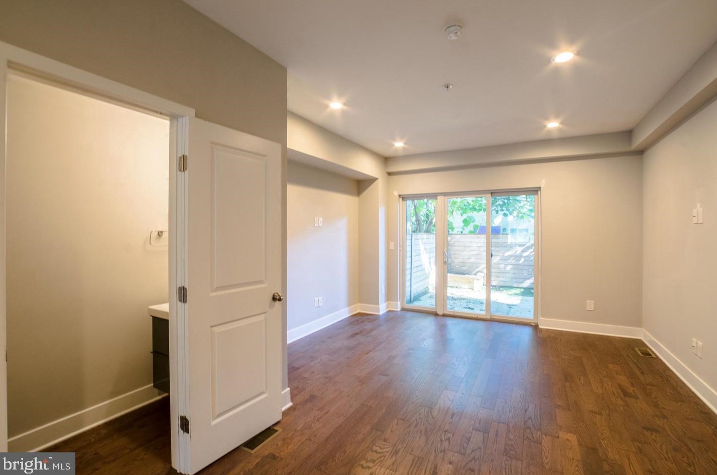 1223 25th St, Philadelphia PA 19121-4822 exterior