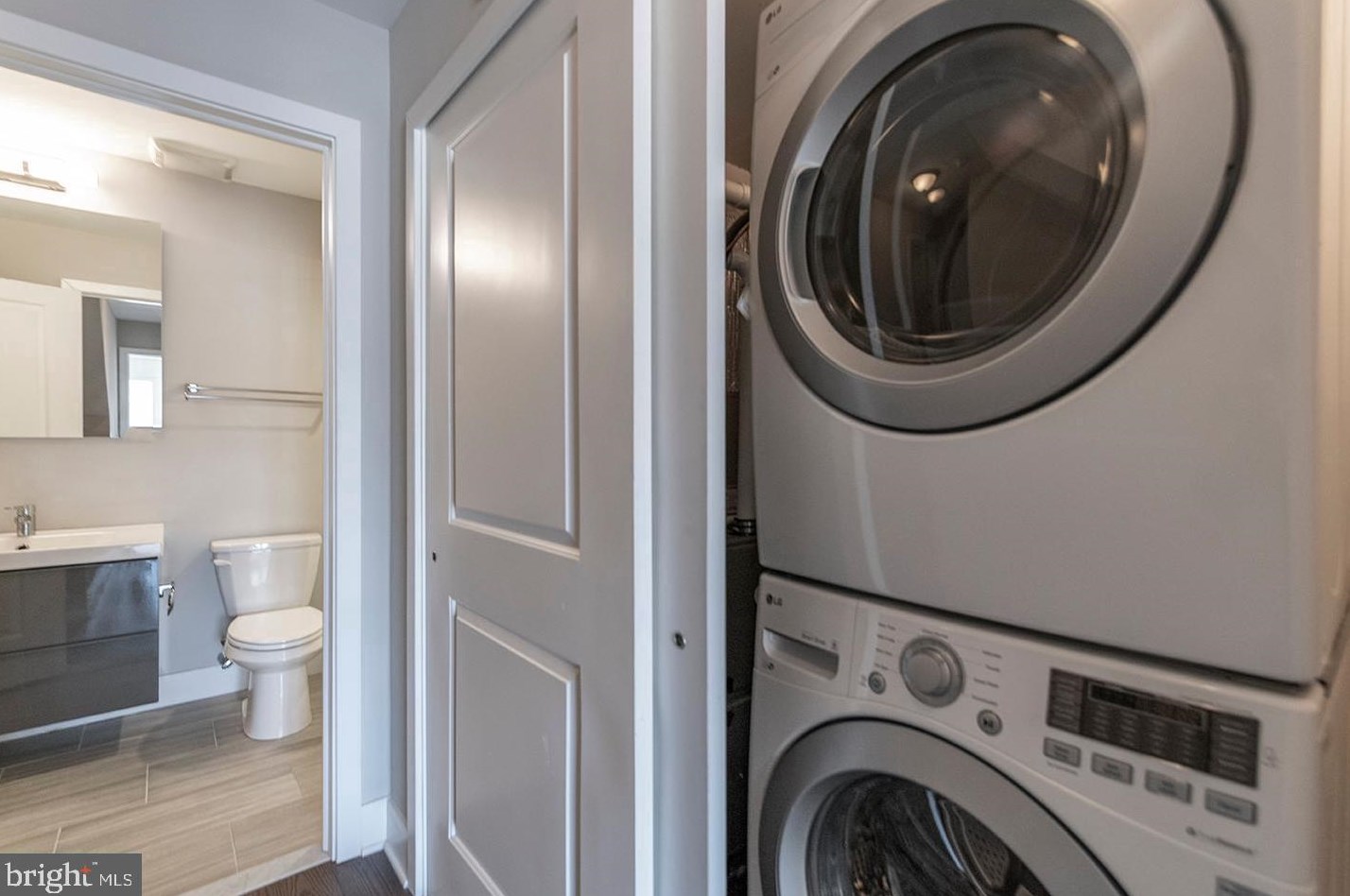 1223 25th St, Philadelphia PA 19121-4822 exterior