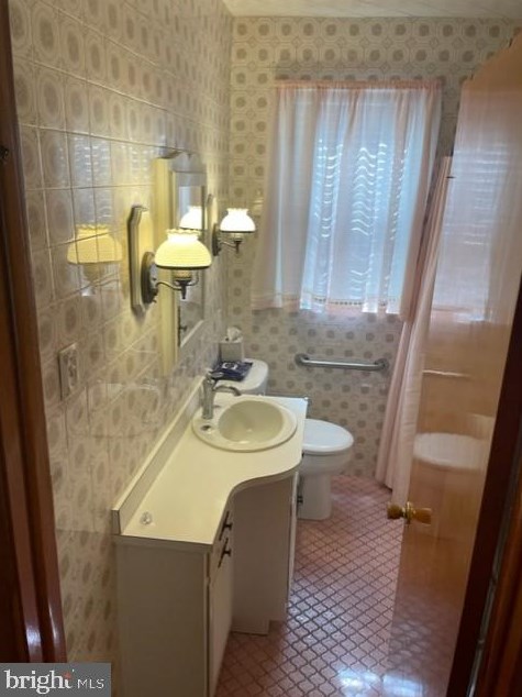 9219 Wesleyan Rd, Philadelphia PA 19114-3814 exterior